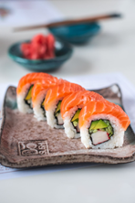  Uramak California roll