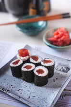 Hosomak tuńczyk 6 szt.