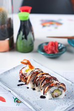 Uramak węgorz krewetka